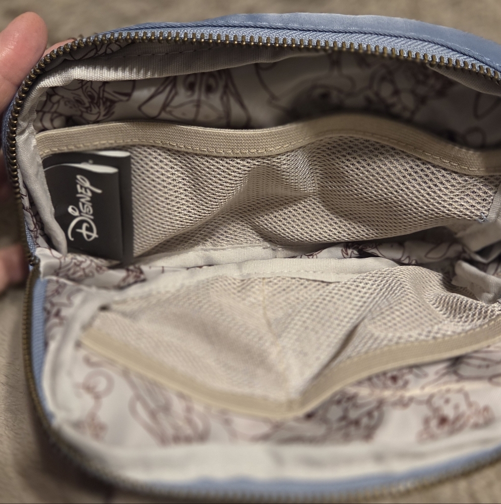 Disney/Bioworld Piglet & Eeyore Waist/corssbody Bag BNWT. - Picture 5 of 6